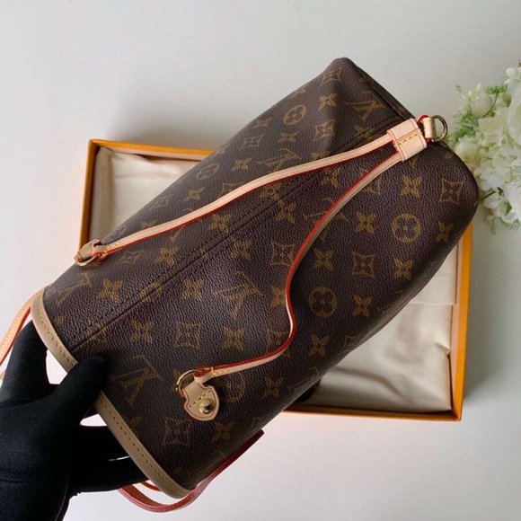 Louis Vuitton NEVERFULL MM Monogram Cherry with Pouch - Picture 6 of 9